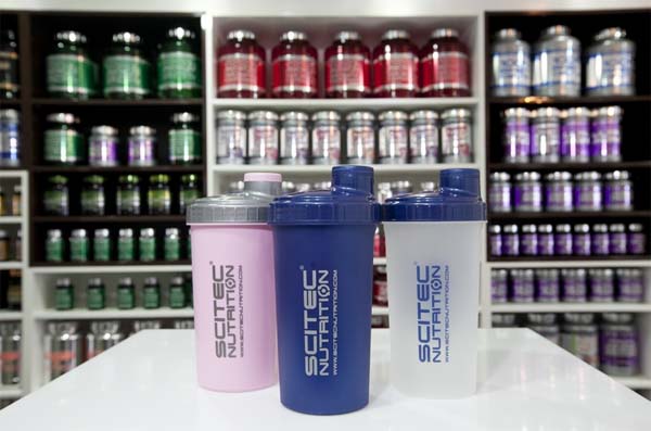 Scitec Nutrition шейкер, 700ml